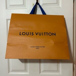 LOUIS VUITTON  Large Shopping Gift Paper Bag LV  Goods, Purses. 16L x 19w X9